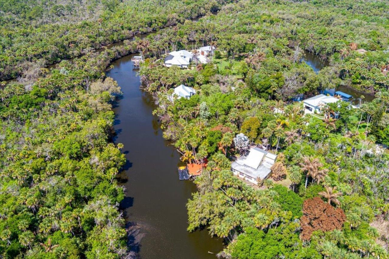 6423 Riverland Drive, Fort Pierce, FL 34982 Photo