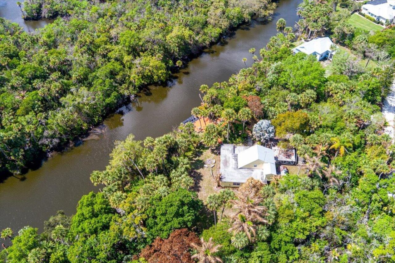 6423 Riverland Drive, Fort Pierce, FL 34982 Photo