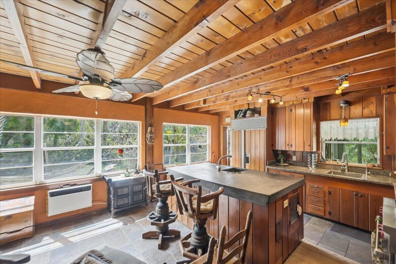 6423 Riverland Drive, Fort Pierce, FL 34982 Photo