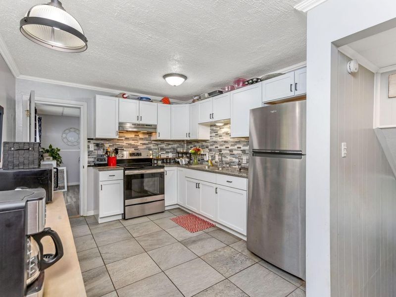 733 Walnut Drive, Logan, OH 43138 Photo 13