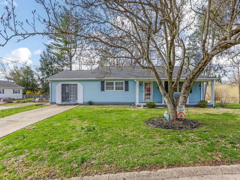 733 Walnut Drive, Logan, OH 43138 Photo 3