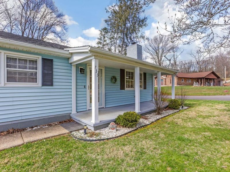 733 Walnut Drive, Logan, OH 43138 Photo 6