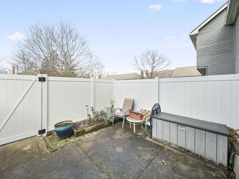 2744 Saltergate Drive, Dublin, OH 43016 Photo 5