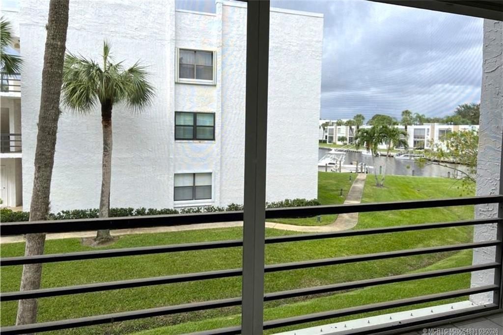 1950 SW Palm City Road, Unit 4-201, Stuart, FL 34994 Photo