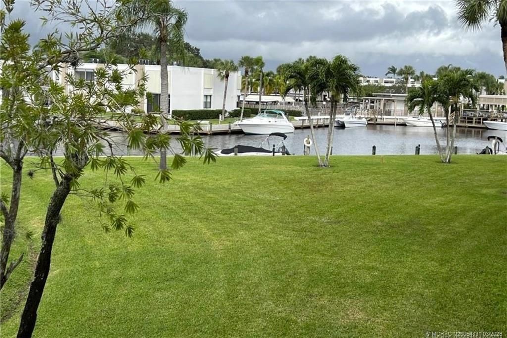 1950 SW Palm City Road, Unit 4-201, Stuart, FL 34994 Photo