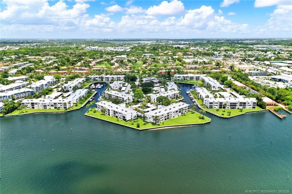 1950 SW Palm City Road, Unit 4-201, Stuart, FL 34994 Photo
