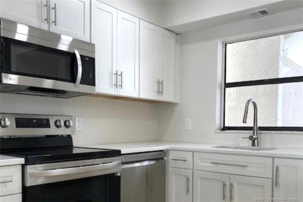 1950 SW Palm City Road, Unit 4-201, Stuart, FL 34994 Photo