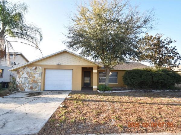 7338 FOXBLOOM DRIVE , PORT RICHEY, FL 34668