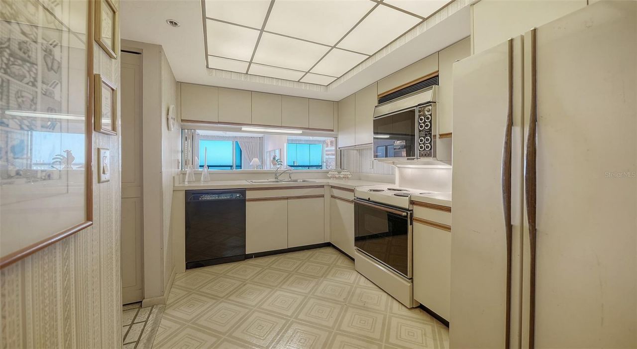 988 Blvd Of The Arts, Unit 1411, Sarasota, FL 34236 Photo