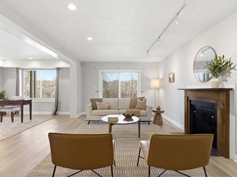 1330 Lake Shore Drive, Unit A, Columbus, OH 43204 Photo 5