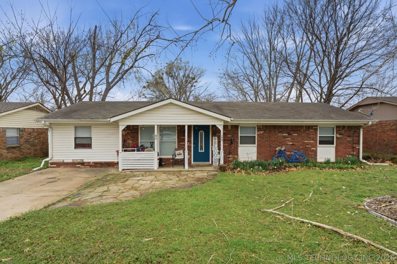 1007 S Choctaw Place, Claremore, OK 74017 Main Photo
