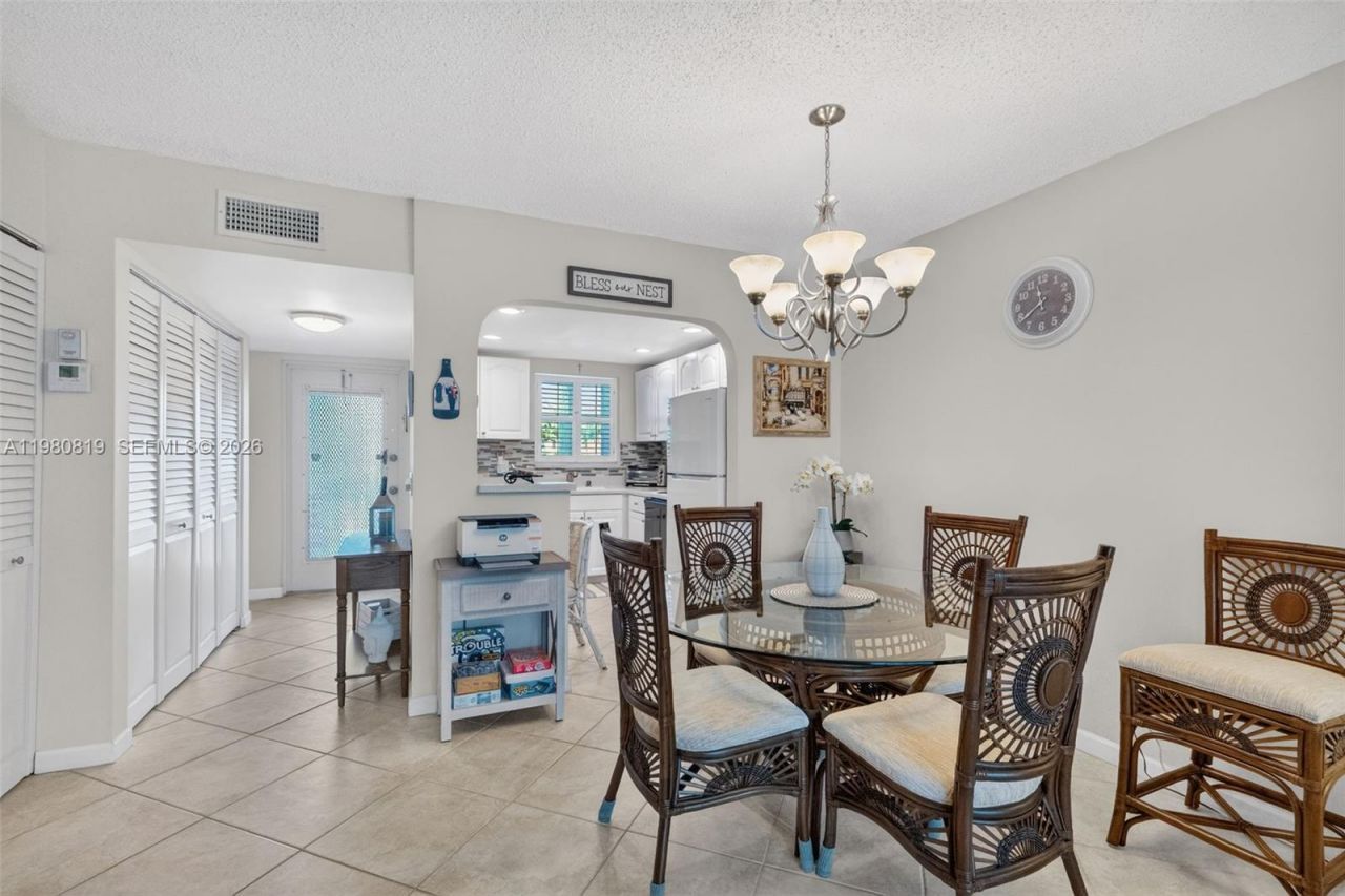 6650 Royal Palm Blvd, Unit 207C, Margate, FL 33063 Photo
