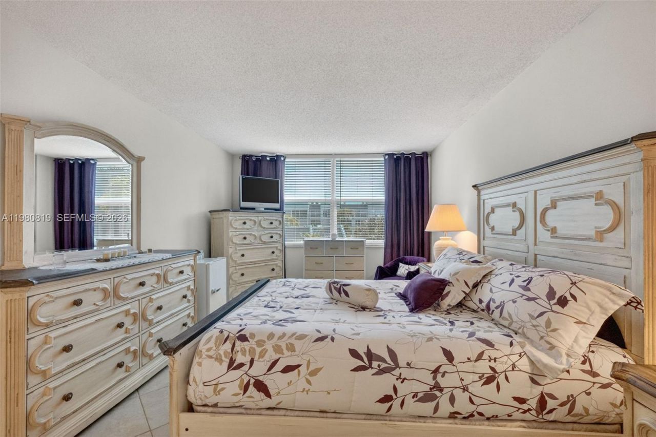 6650 Royal Palm Blvd, Unit 207C, Margate, FL 33063 Photo