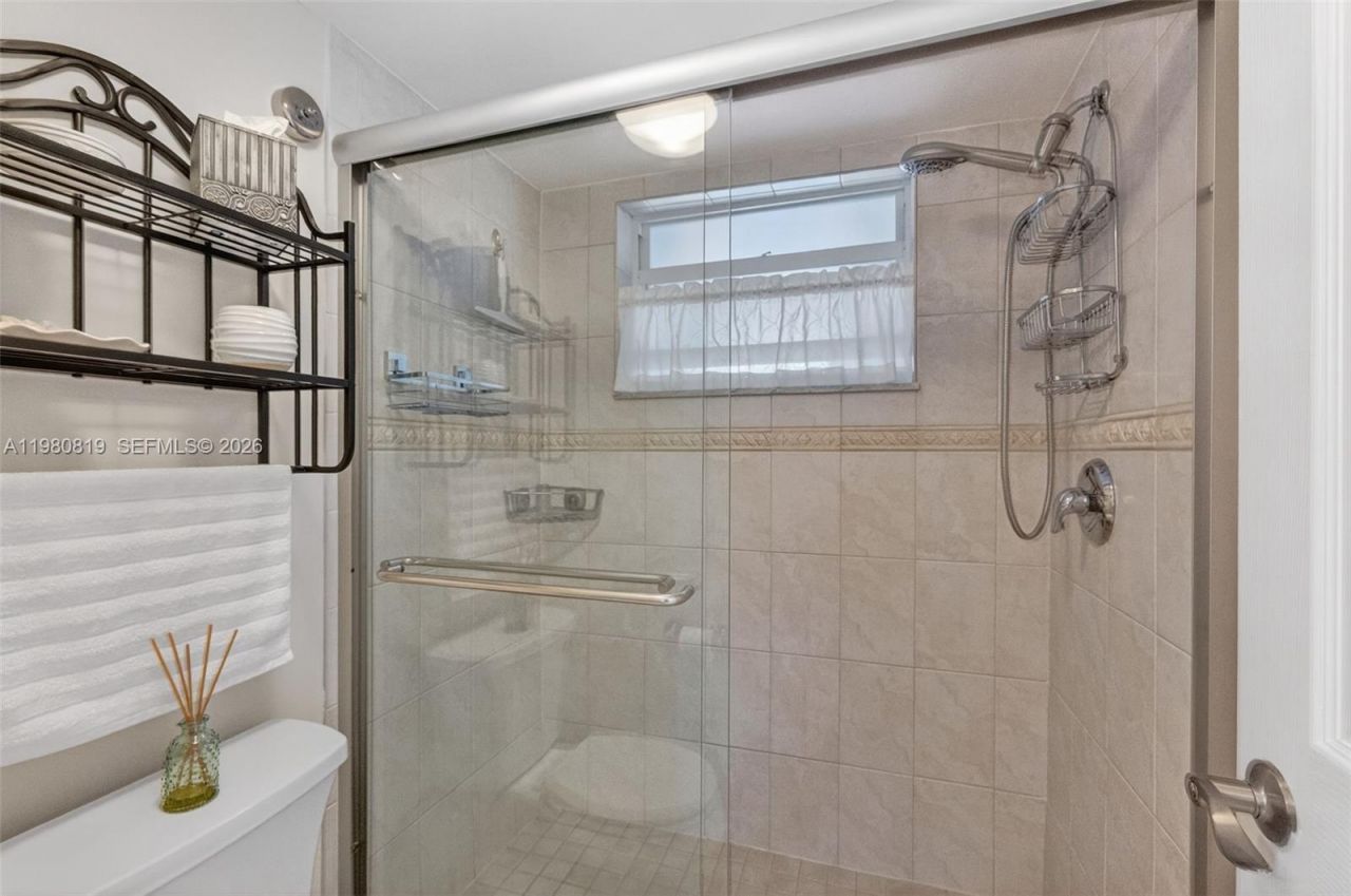 6650 Royal Palm Blvd, Unit 207C, Margate, FL 33063 Photo
