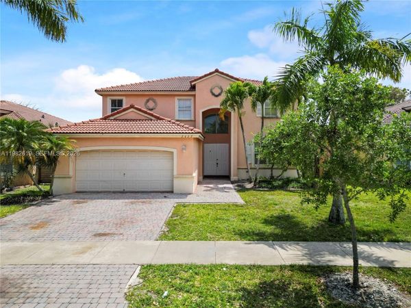 2022 SE 18th St, Homestead, FL 33035