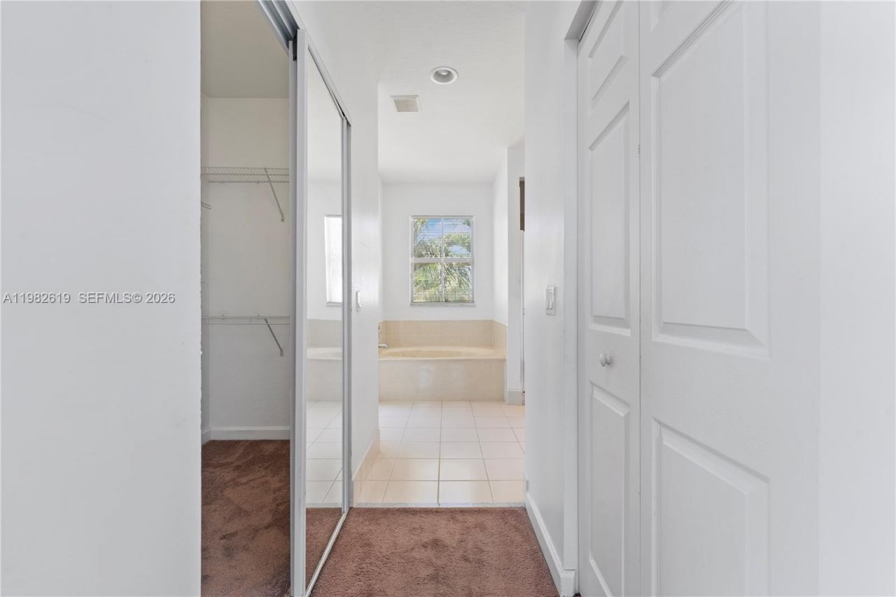 2022 SE 18th St, Homestead, FL 33035 Photo