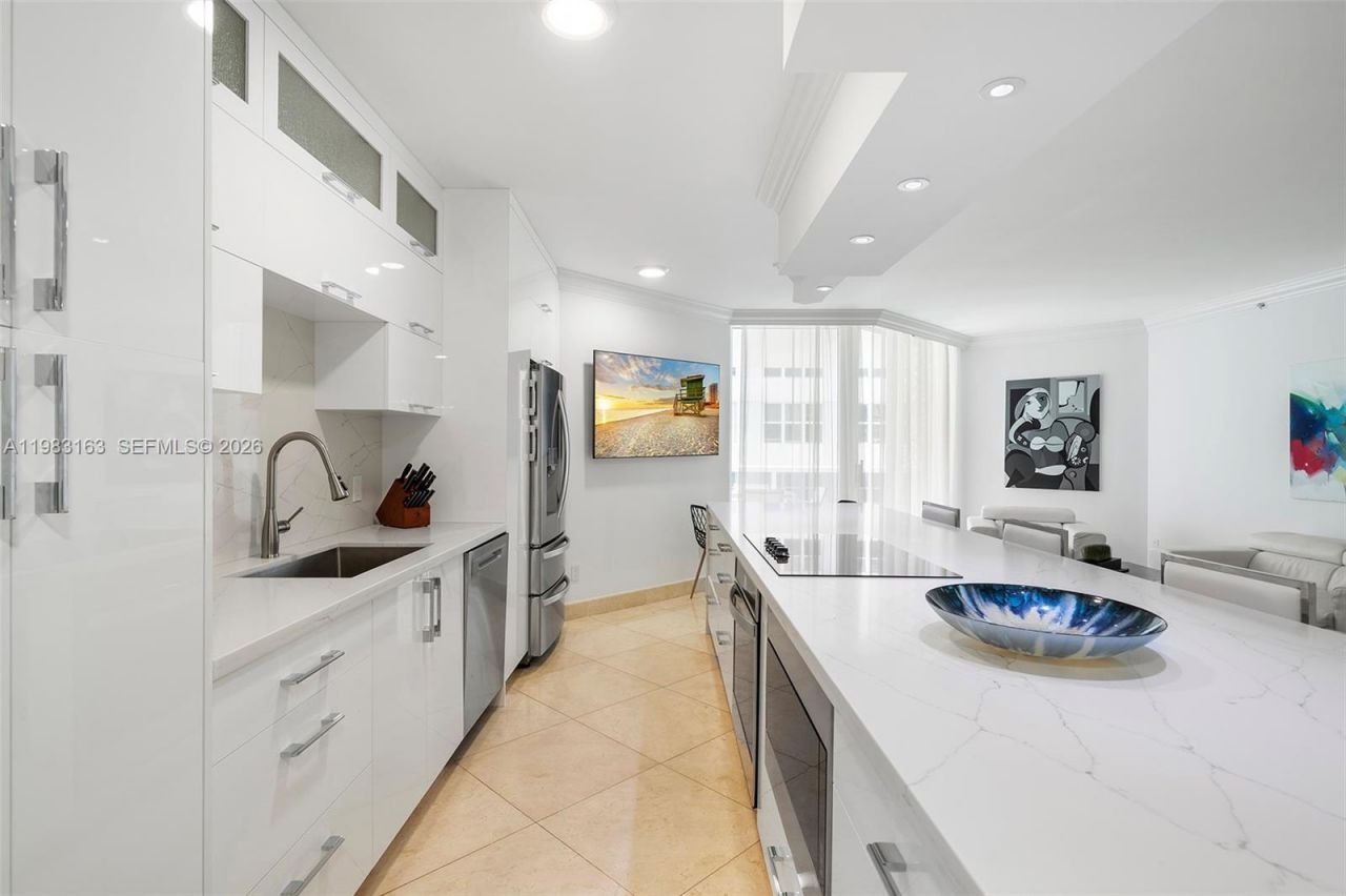 4775 Collins Ave, Unit 1504, Miami Beach, FL 33140 Photo