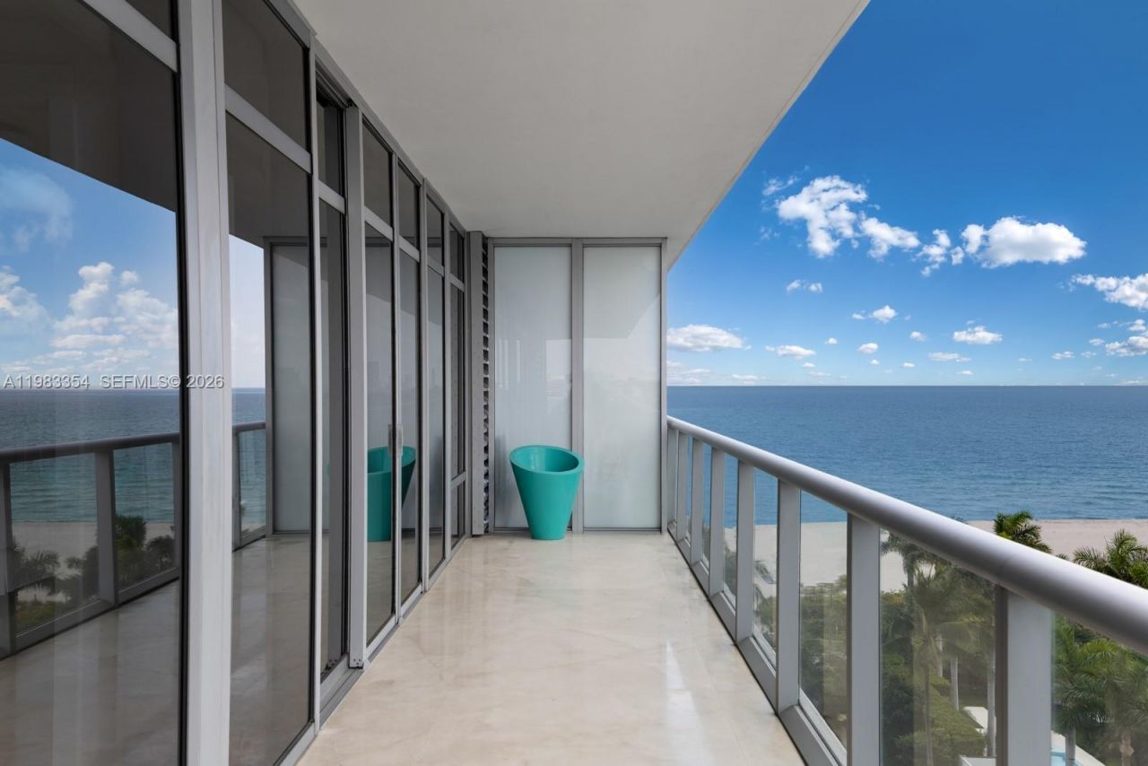 3737 Collins Ave , Unit S-803, Miami Beach, FL 33140 Photo
