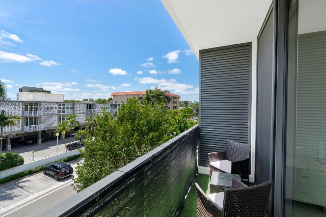 1065 99th St , Bay Harbor Islands, FL 33154 Photo