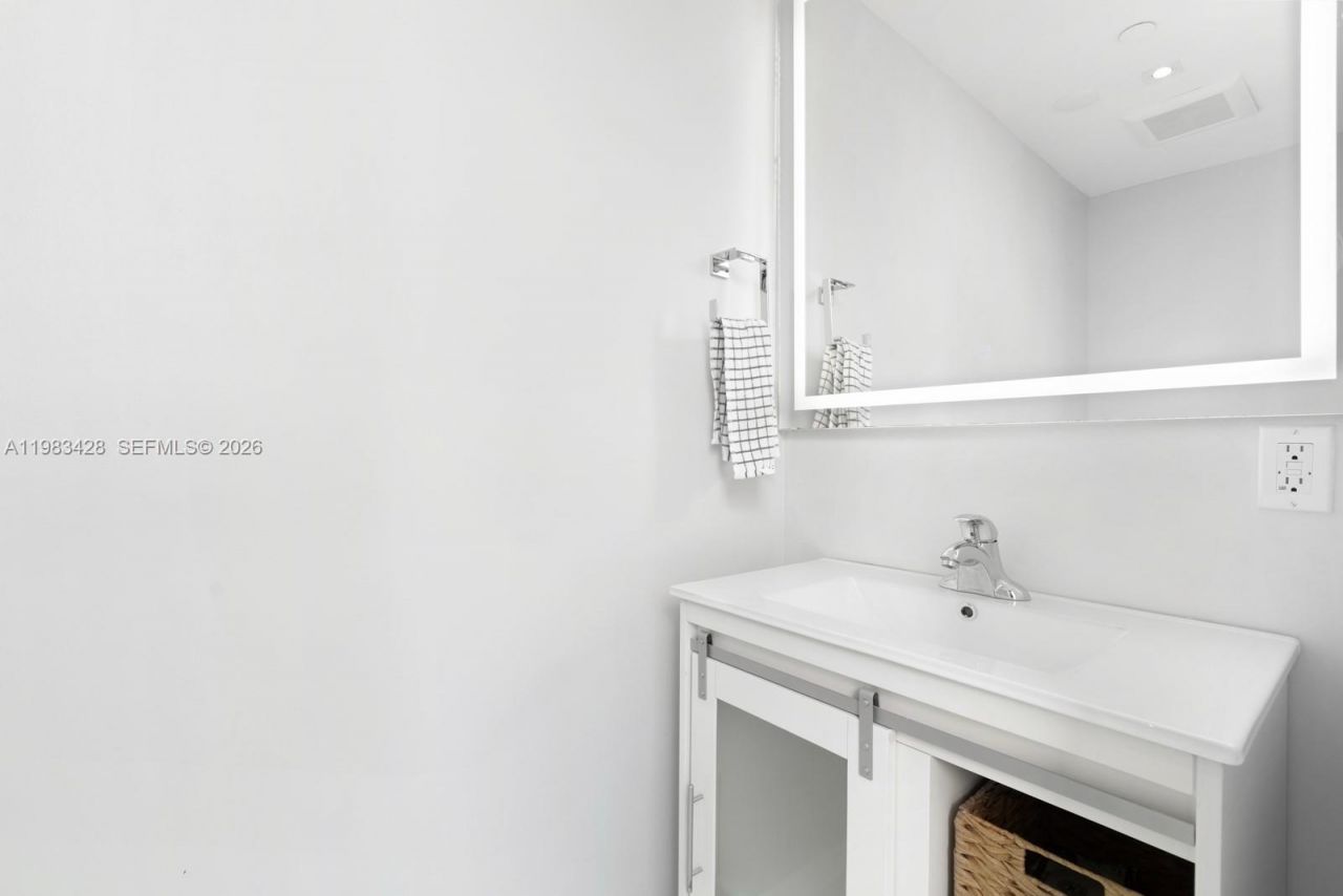 1065 99th St , Bay Harbor Islands, FL 33154 Photo