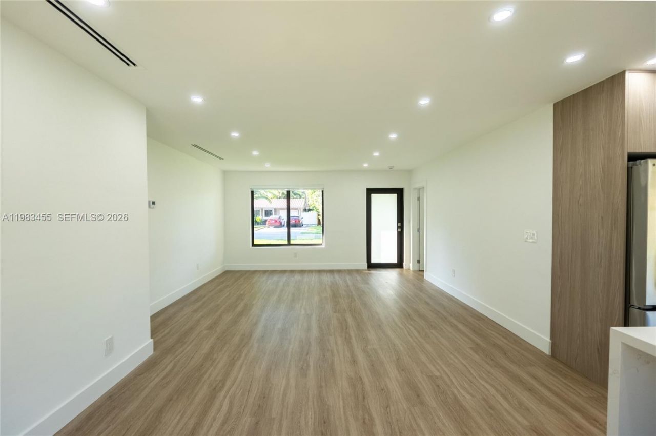 14515 Mahogany Ct, Miami Lakes, FL 33014 Photo