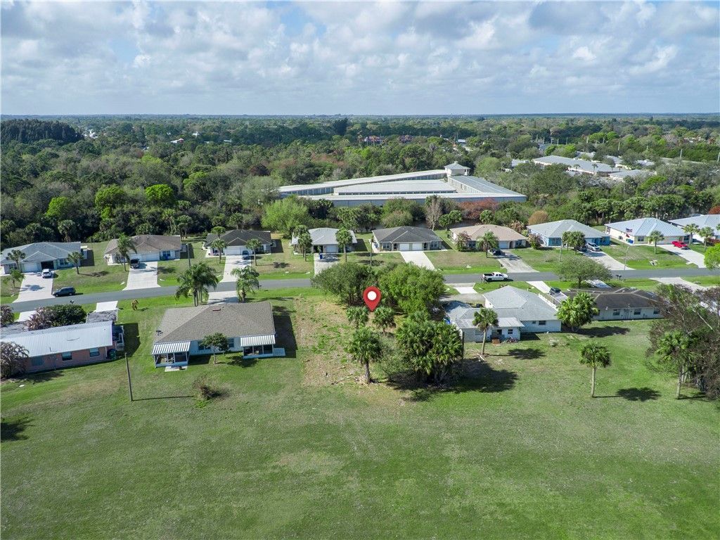 358 S Wimbrow Drive, Sebastian, FL 32958 Photo