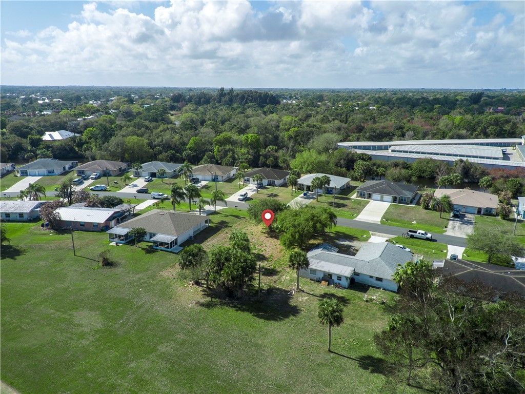 358 S Wimbrow Drive, Sebastian, FL 32958 Photo