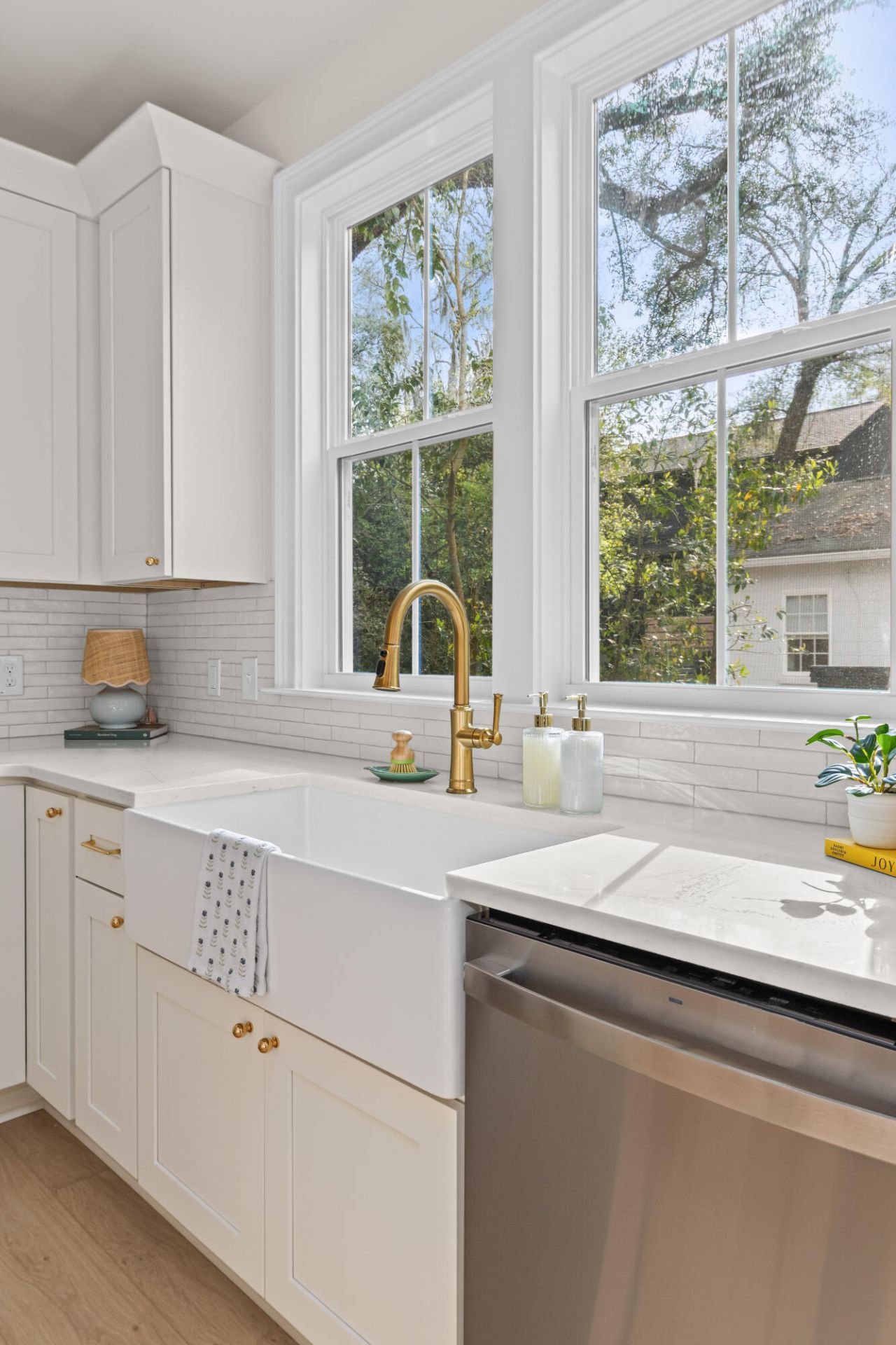 1105 Justice Street Photo 11