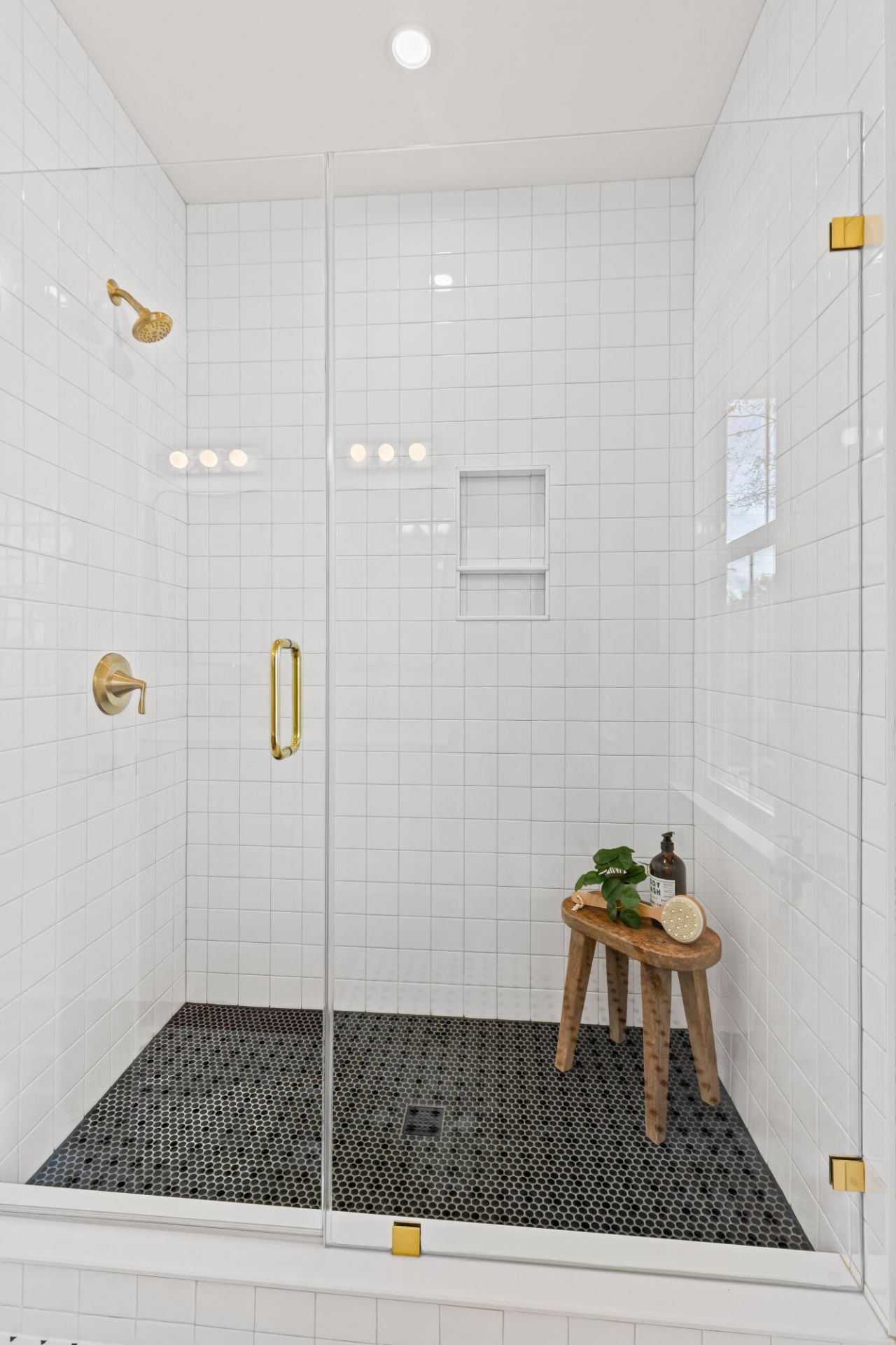 1105 Justice Street Photo 24