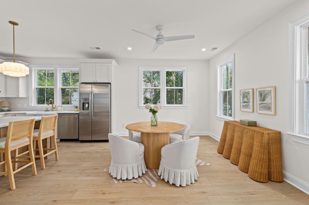 1105 Justice Street Photo 5