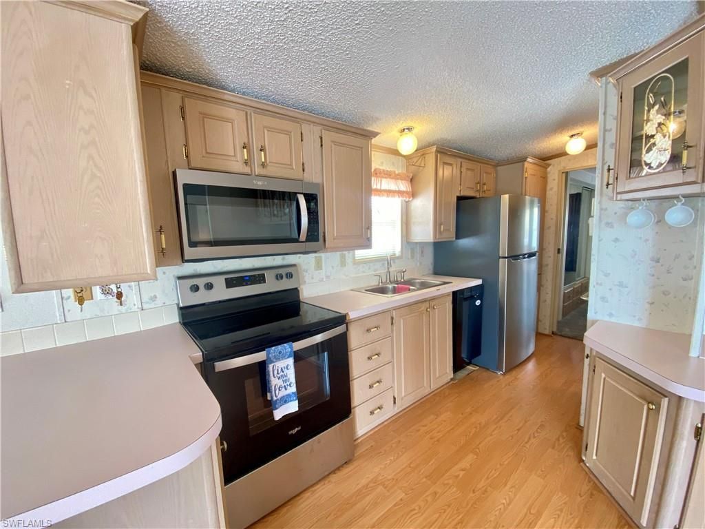 172 Vista Mar Dr, North Fort Myers, FL 33903 Photo