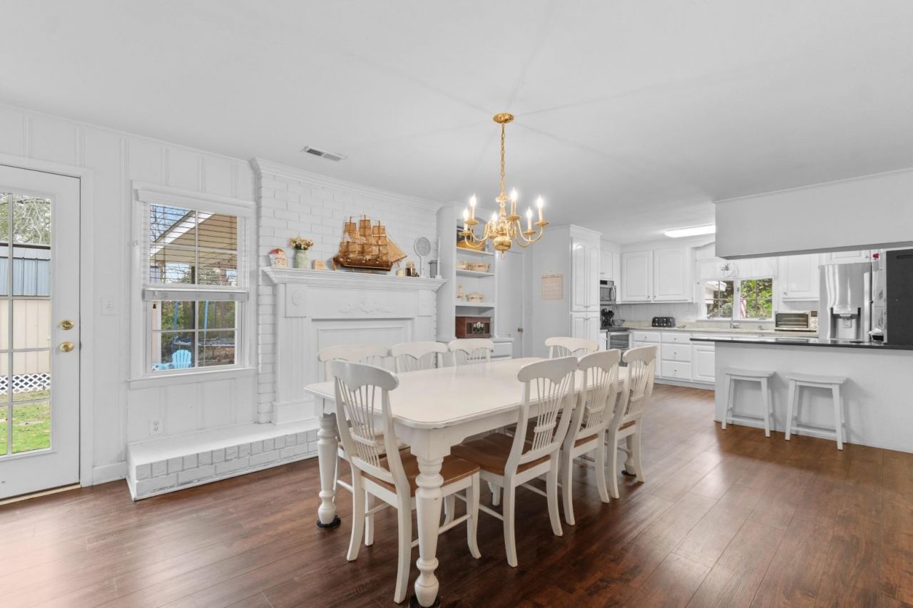 152 Busbee St. Photo 13