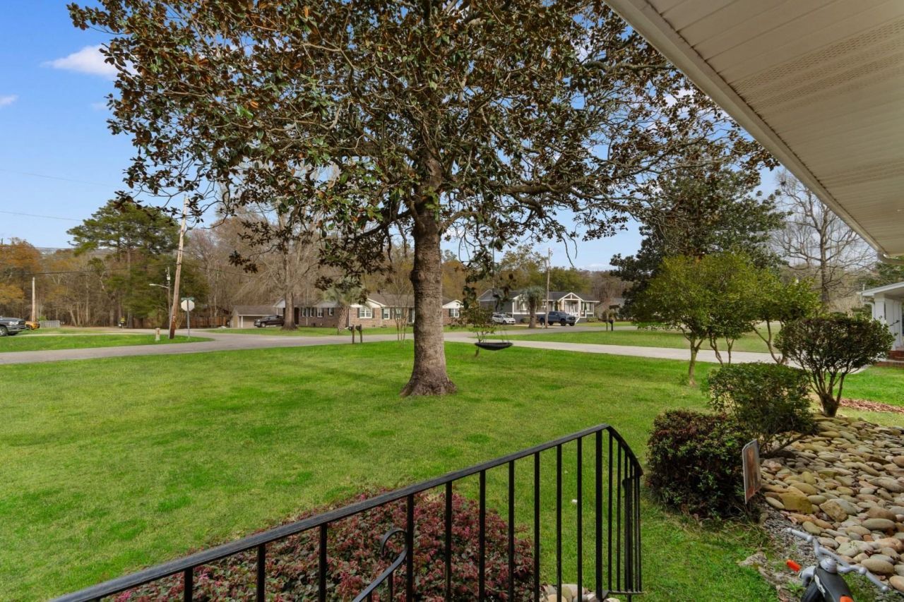 152 Busbee St. Photo 26