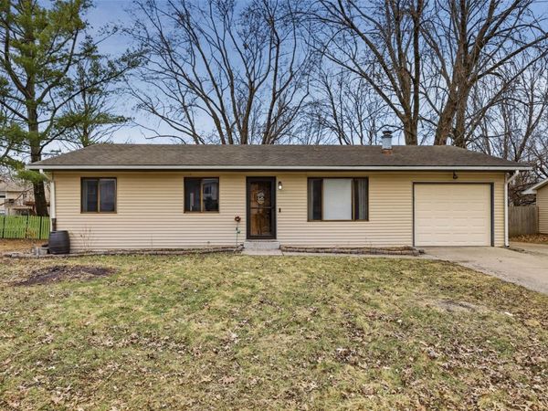 1117 Apple Court , Iowa City, IA 52240