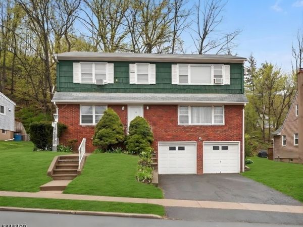 15 N 16Th St, Hawthorne, NJ 07506