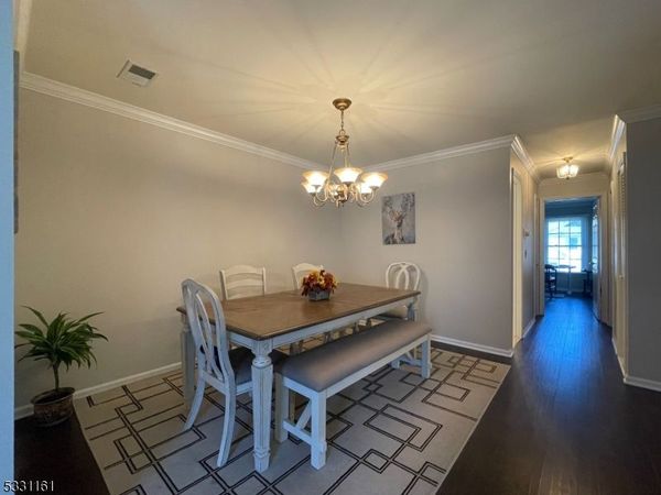 28 Commonwealth Dr, Bernards, NJ 07920