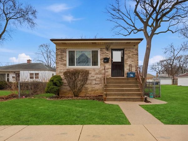 Calumet Park, IL 60827