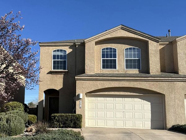 7201 Natalie Janae Lane NE, Albuquerque, NM 87109