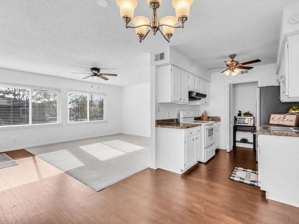 250 Donna Dr, Unit 4D, Hendersonville, TN 37075