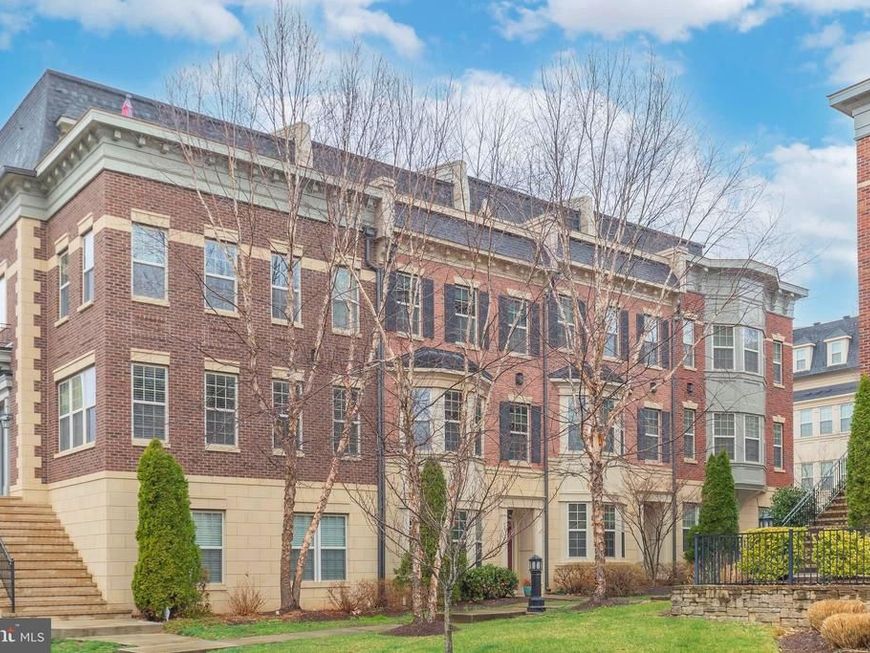 704 Quayside, Unit 99, National Harbor, MD 20745 Main Photo