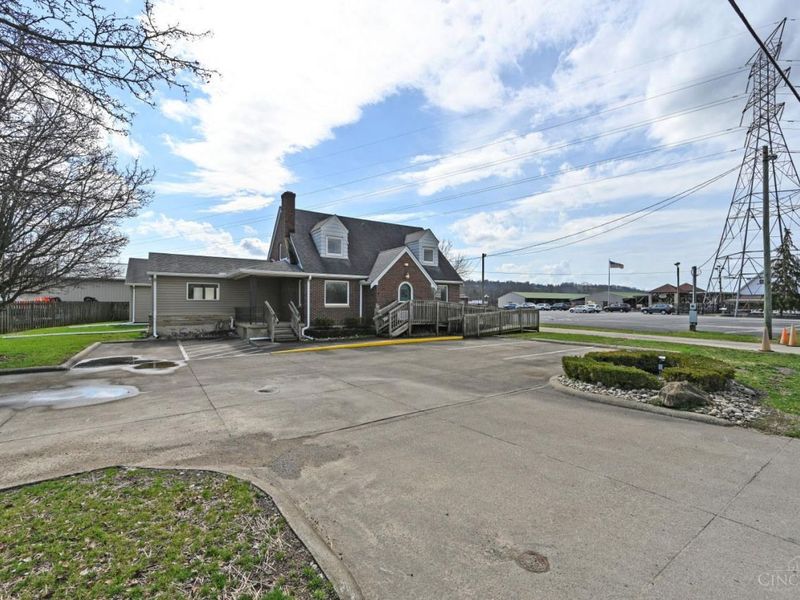 7853 Batavia Road, Newtown, OH 45244 Photo 2