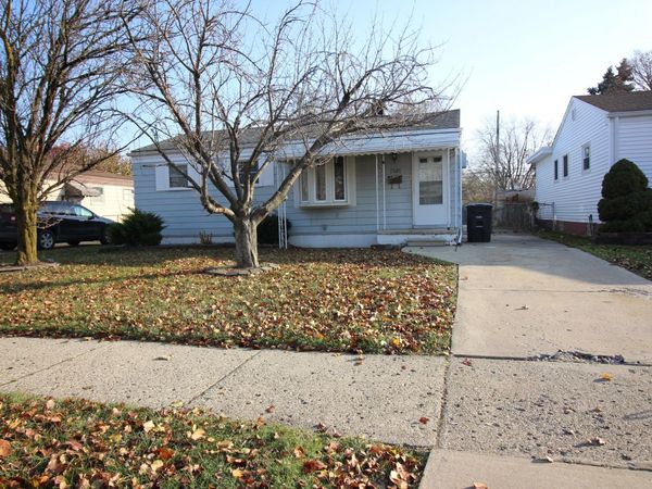 7521 Katherine Street, Taylor, MI 48180