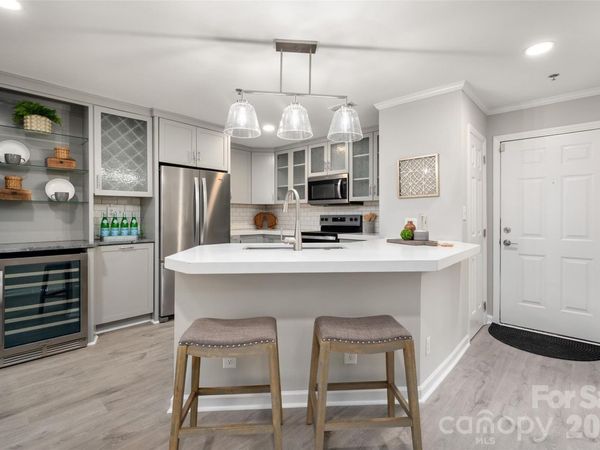 517 N Graham Street, Unit 1D, Charlotte, NC 28202