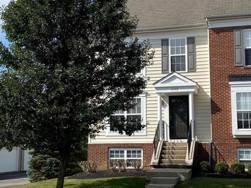 3795 Rubythroat Drive , Unit 35, Columbus, OH 43230 Photo 2