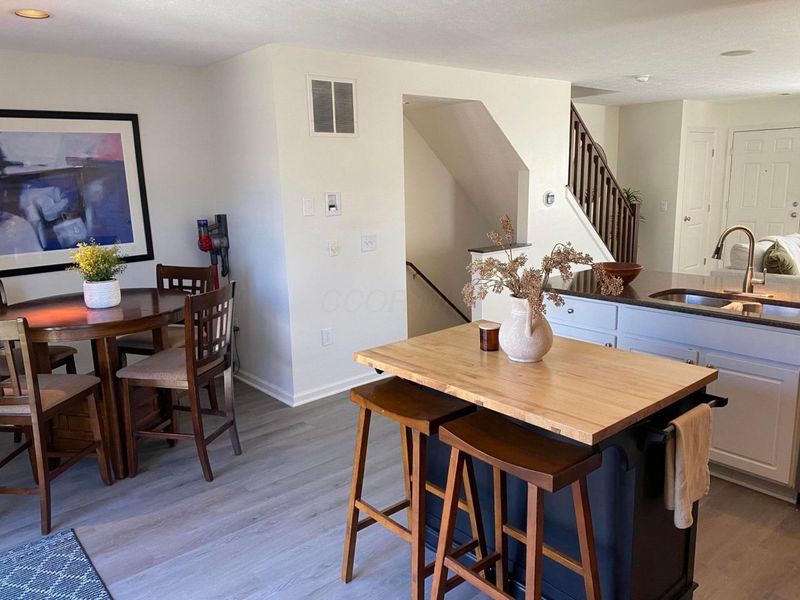 3795 Rubythroat Drive , Unit 35, Columbus, OH 43230 Photo 8