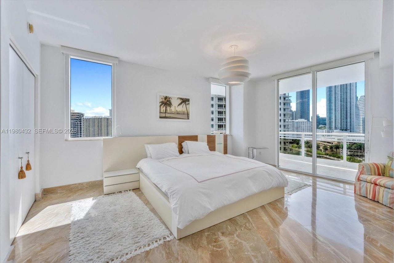 901 Brickell Key Blvd , Unit 1409, Miami, FL 33131 Photo
