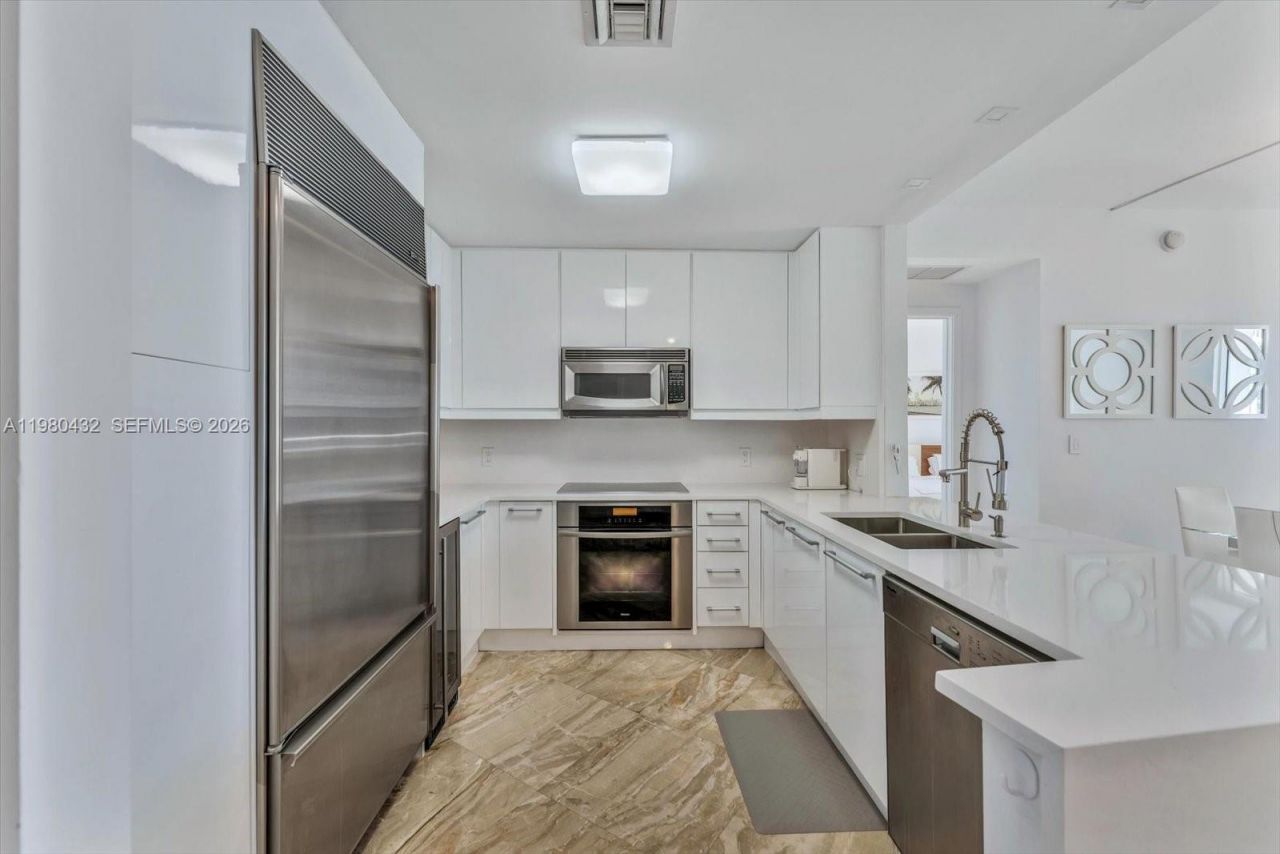 901 Brickell Key Blvd , Unit 1409, Miami, FL 33131 Photo