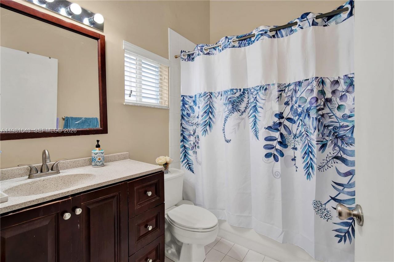 14138 SW 164th Ter, Miami, FL 33177 Photo