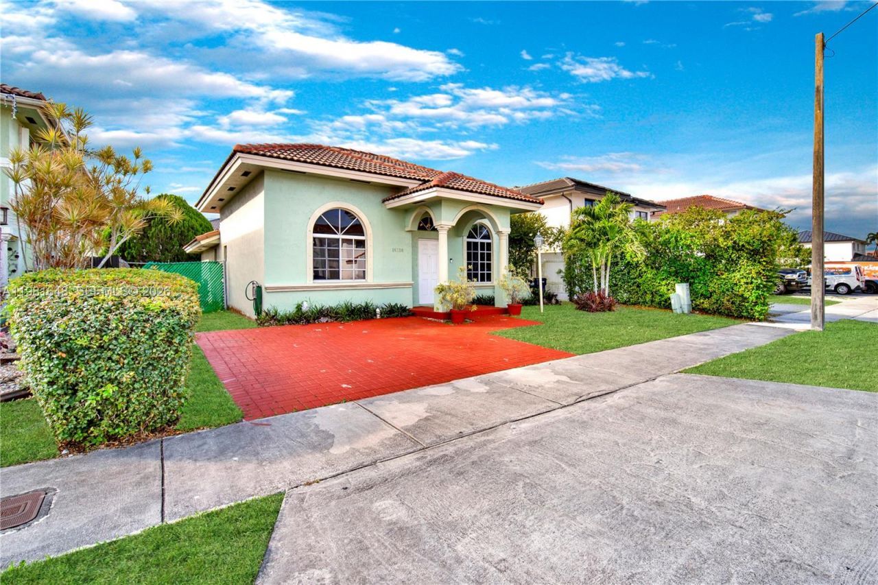 14138 SW 164th Ter, Miami, FL 33177 Photo
