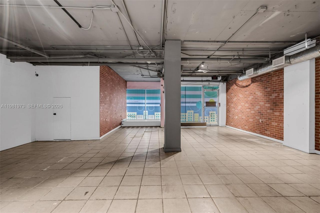 1300 Lincoln Rd, Unit C-1B, Miami Beach, FL 33139 Photo